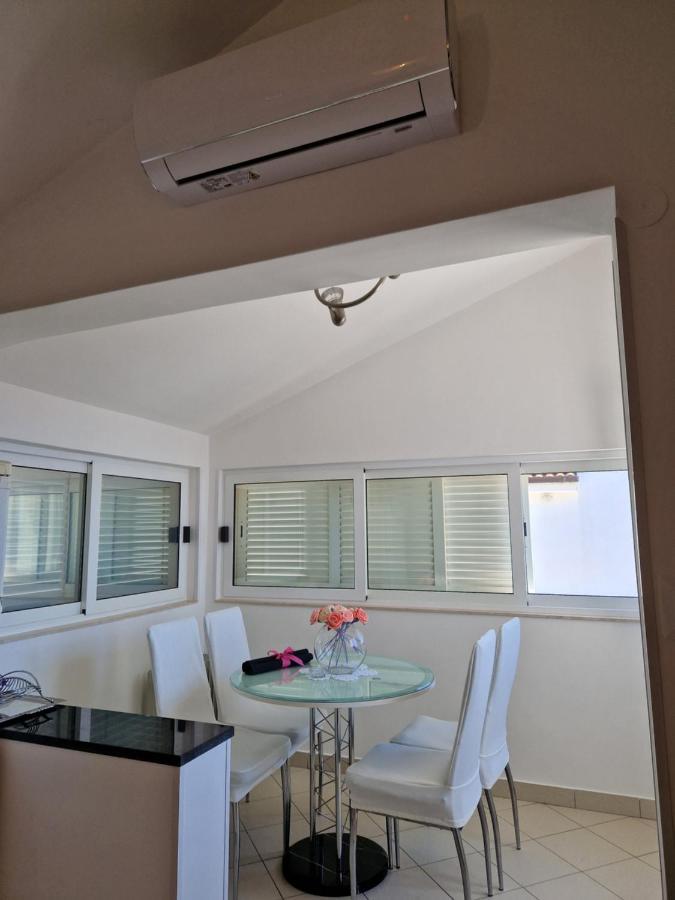 Angie - Marjan Hill Apartman *